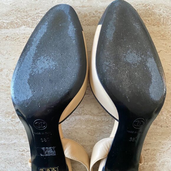 Vintage Chanel CC Bow Slingback Heels - Picture 9 of 10